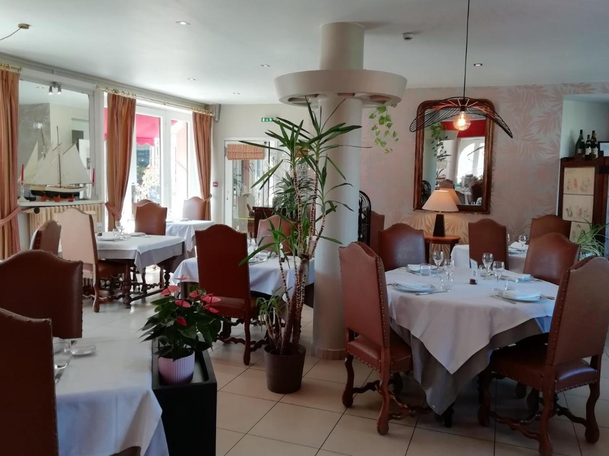 Hotel De Bretagne Dol Centre Ville - Hotel Et Restaurant Dol-de-Bretagne Exteriör bild