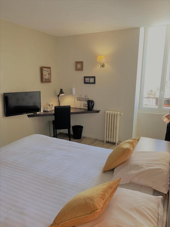 Hotel De Bretagne Dol Centre Ville - Hotel Et Restaurant Dol-de-Bretagne Exteriör bild
